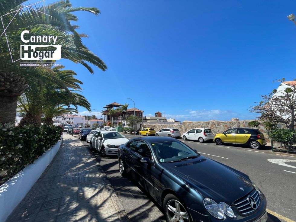 Apartment for sale in  Los Cristianos, Spain - 057601