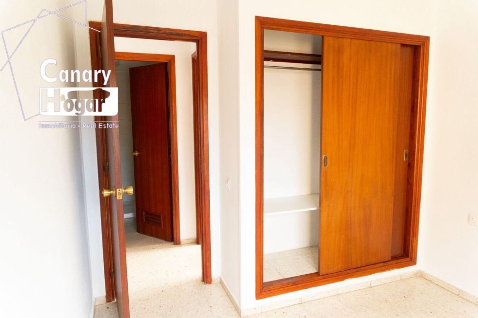 Apartment for sale in  Los Cristianos, Spain - 057701