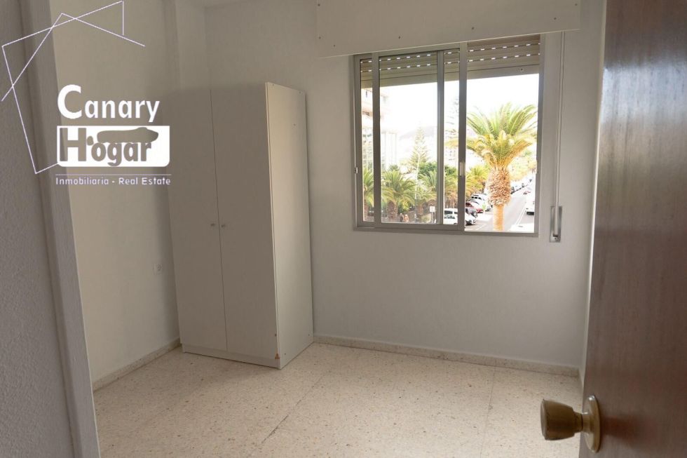 Apartment for sale in  Los Cristianos, Spain - 057701