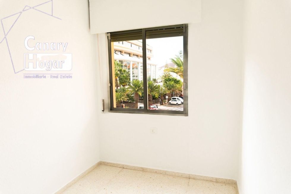 Apartment for sale in  Los Cristianos, Spain - 057701