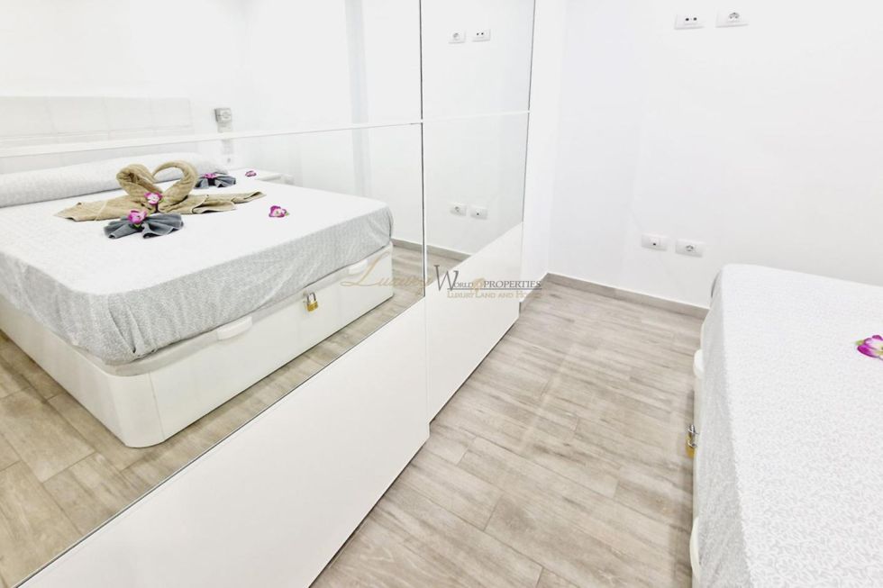 Apartment for sale in  Los Cristianos, Spain - LWP5065L San Marino - Los Cristianos (L)