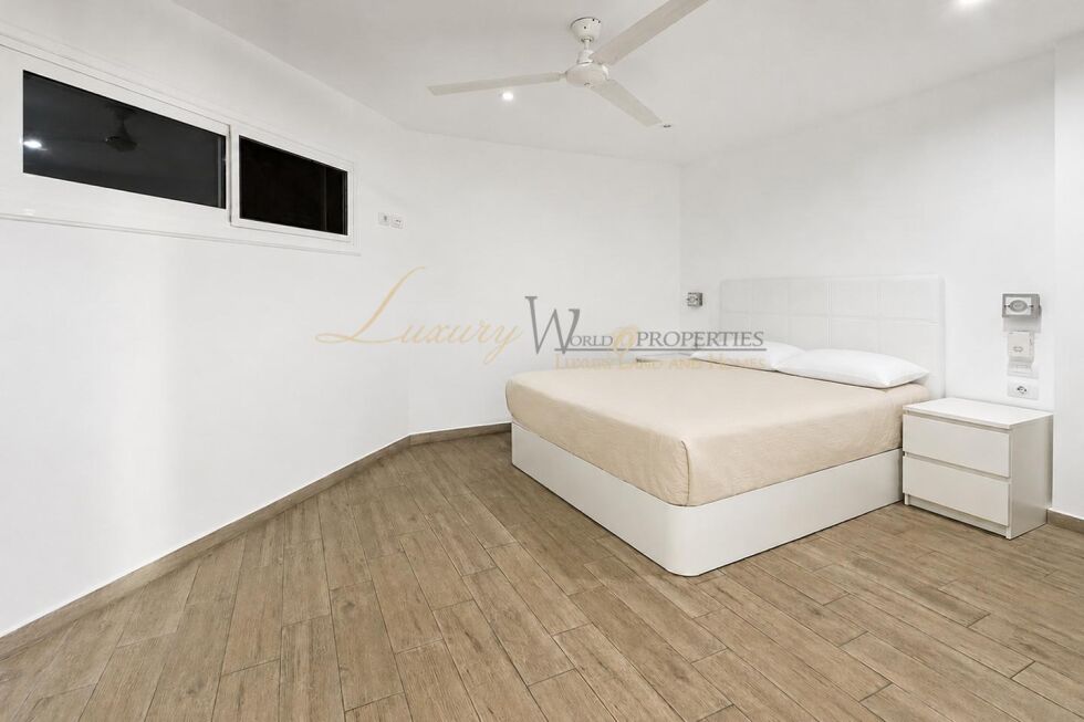 Apartment for sale in  Los Cristianos, Spain - LWP7041 San Marino - Los Cristianos