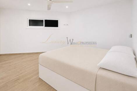 Apartment for sale in  Los Cristianos, Spain - LWP7041 San Marino - Los Cristianos