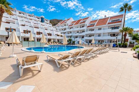apartment-for-sale-in-los-cristianos-los-cristianos-spain--lwp7156l-beverly-hills-los-cristianos-l