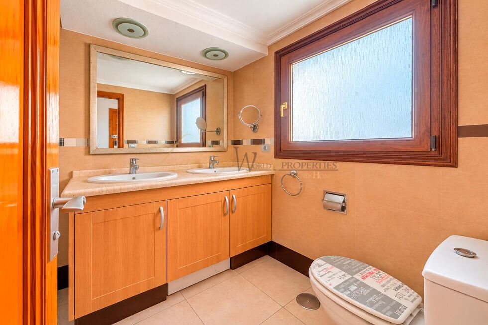 Apartment for sale in  Los Cristianos, Spain - LWP7156L Beverly Hills-Los Cristianos (L