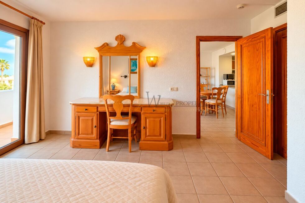 Apartment for sale in  Los Cristianos, Spain - LWP7156L Beverly Hills-Los Cristianos (L