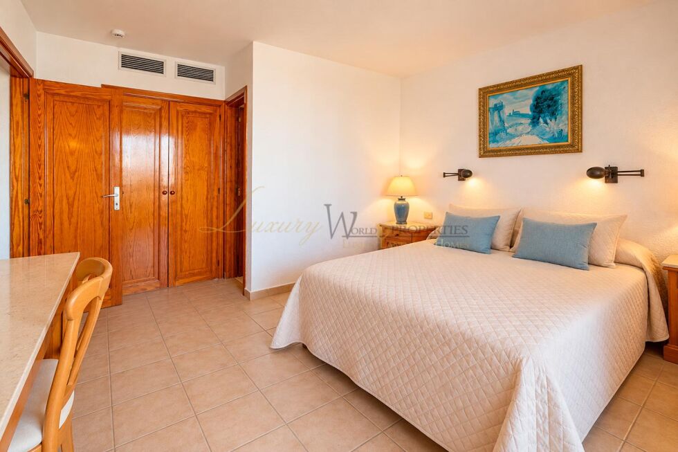 Apartment for sale in  Los Cristianos, Spain - LWP7156L Beverly Hills-Los Cristianos (L