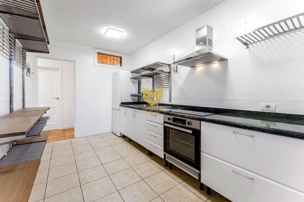 Apartment for sale in  Los Cristianos, Spain - P00030