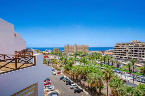 Apartment for sale in  Los Cristianos, Spain - P00104
