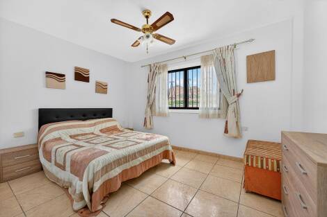 Apartment for sale in  Los Cristianos, Spain - P00104