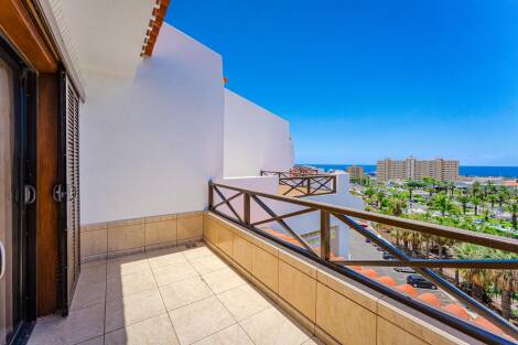 Apartment for sale in  Los Cristianos, Spain - P00104