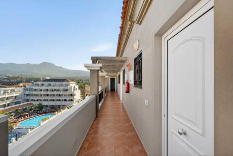 Apartment for sale in  Los Cristianos, Spain - P00105
