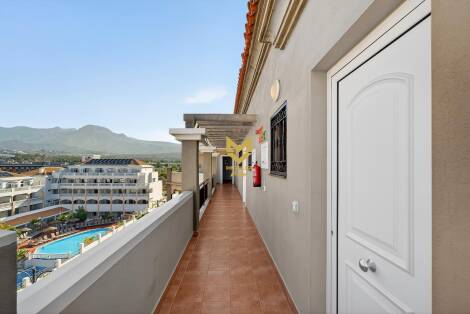 Apartment for sale in  Los Cristianos, Spain - P00105