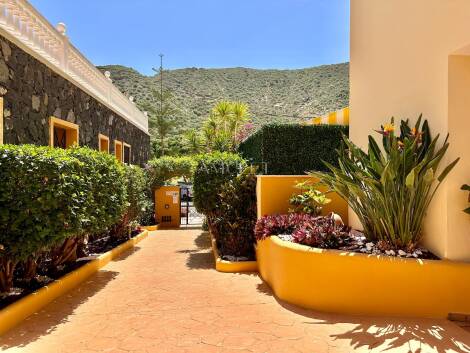 Apartment for sale in  Los Cristianos, Spain - P2499