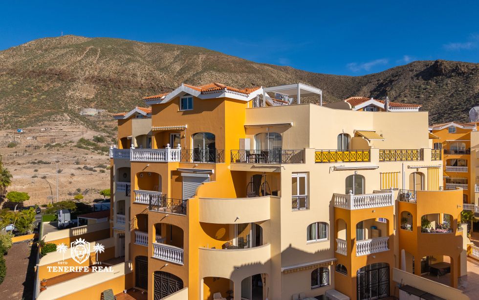 Apartment for sale in  Parque Tropical, Los Cristianos, Spain - TR-2862