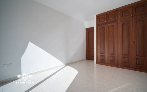 Apartment for sale in  Parque Tropical, Los Cristianos, Spain - TR-2862