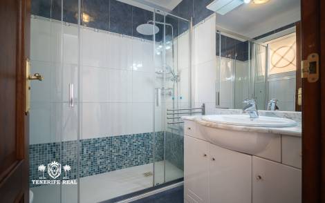 Apartment for sale in  Parque Tropical, Los Cristianos, Spain - TR-2862