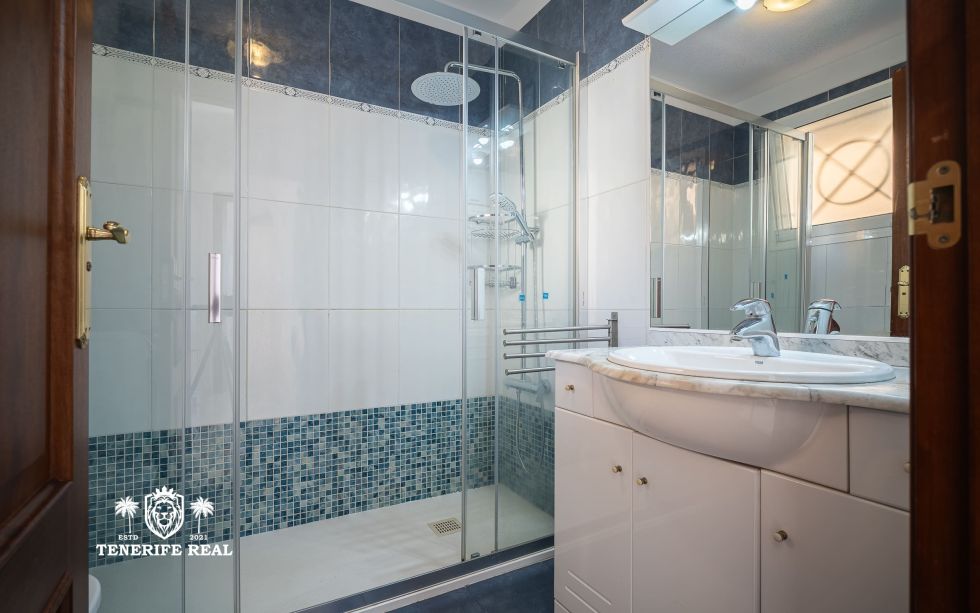 Apartment for sale in  Parque Tropical, Los Cristianos, Spain - TR-2862