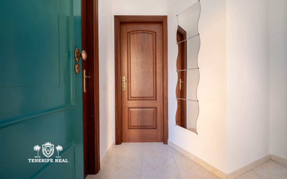 Apartment for sale in  Parque Tropical, Los Cristianos, Spain - TR-2862