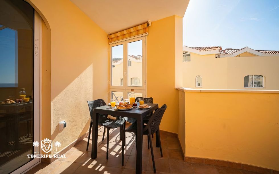 Apartment for sale in  Parque Tropical, Los Cristianos, Spain - TR-2862