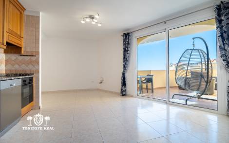 Apartment for sale in  Parque Tropical, Los Cristianos, Spain - TR-2862