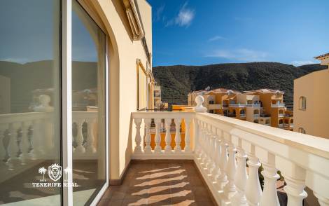 Apartment for sale in  Parque Tropical, Los Cristianos, Spain - TR-2862