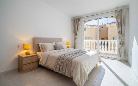 Apartment for sale in  Parque Tropical, Los Cristianos, Spain - TR-2862