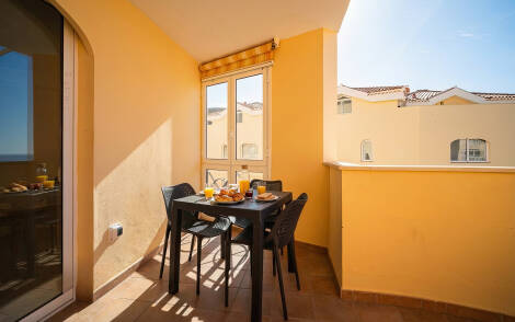 Apartment for sale in  Parque Tropical, Los Cristianos, Spain - TR-2862