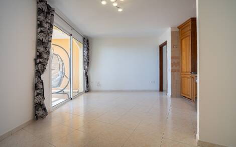 Apartment for sale in  Parque Tropical, Los Cristianos, Spain - TR-2862