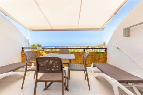 Apartment for sale in  Pinehurst, Santa Cruz de Tenerife, Spain - TR-2972