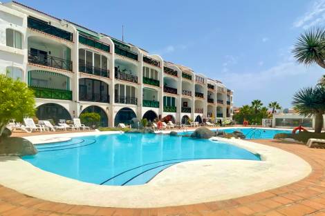 Apartment for sale in  Pinehurst, Santa Cruz de Tenerife, Spain - TR-2972