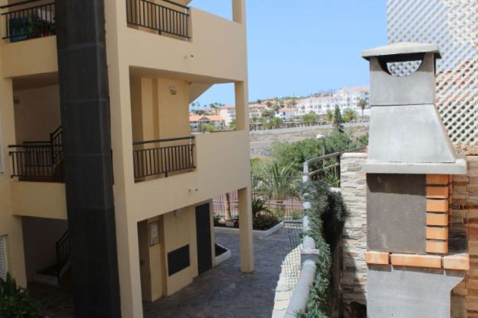 Apartment for sale in  Residencial Arco Iris Playa, Callao Salvaje, Spain