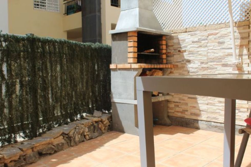 Apartment for sale in  Residencial Arco Iris Playa, Callao Salvaje, Spain