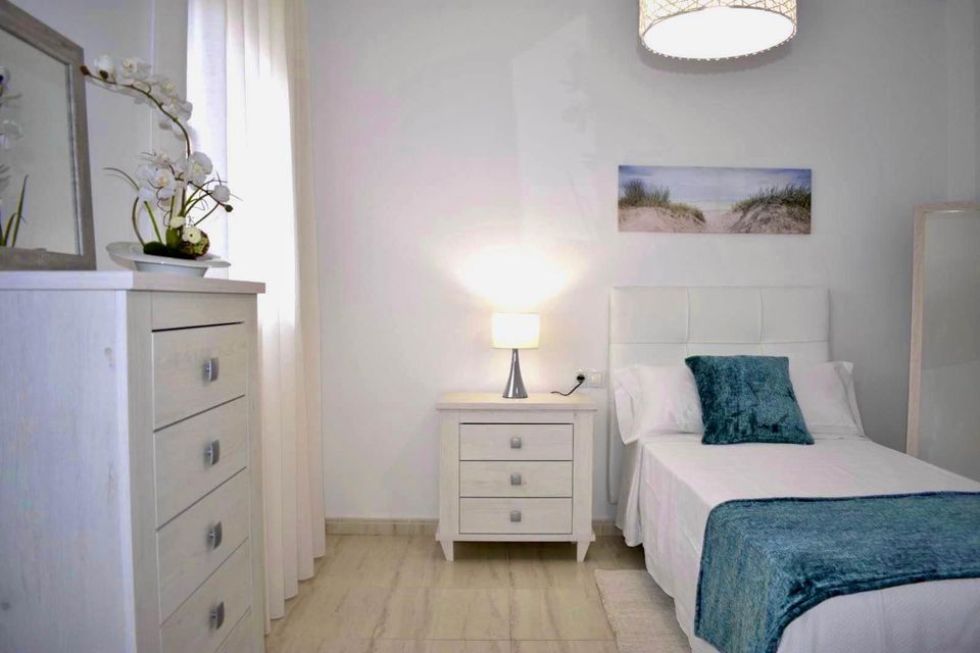 Apartment for sale in  Residencial El Barranco, Amarilla Golf, Spain - TRC-2685