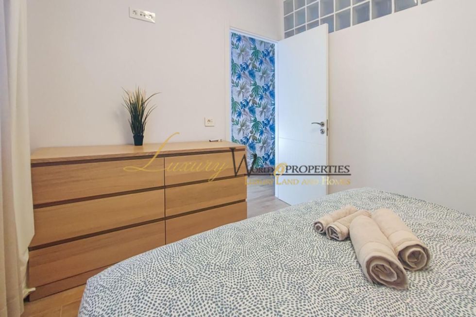 Apartment for sale in  San Eugenio Alto, Spain - LWP4959 Ocean View-San Eugenio Alto
