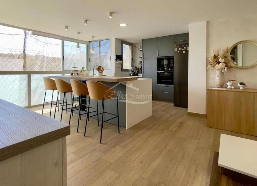 Apartment for sale in  Santa Cruz de Tenerife, Spain - 5889