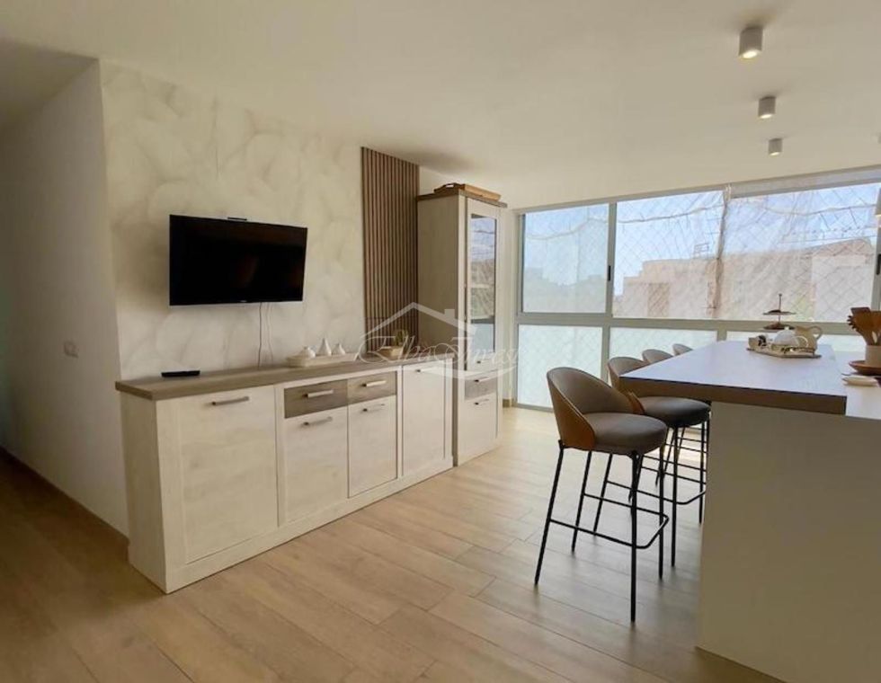 Apartment for sale in  Santa Cruz de Tenerife, Spain - 5889