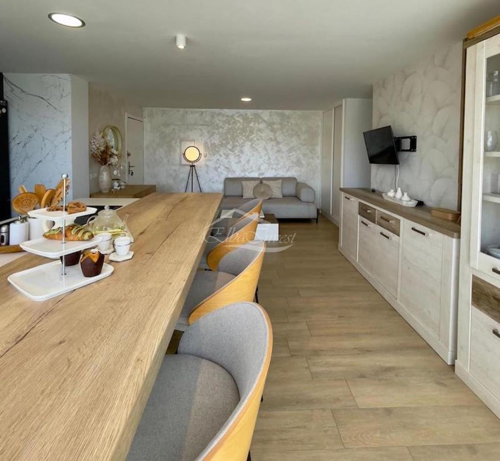 Apartment for sale in  Santa Cruz de Tenerife, Spain - 5889