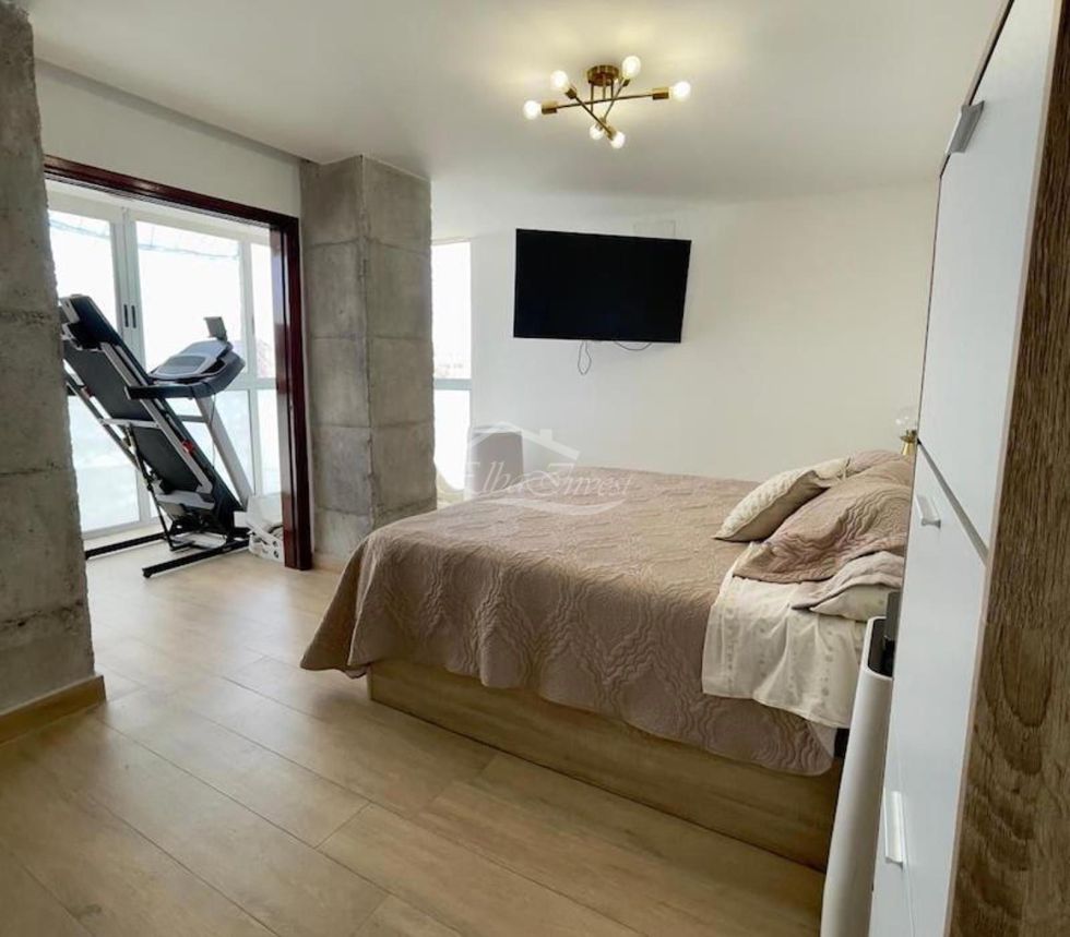 Apartment for sale in  Santa Cruz de Tenerife, Spain - 5889