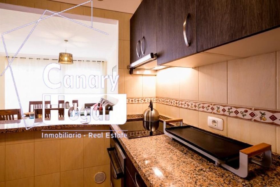 Apartment for sale in  Alcalá, Spain - 052731