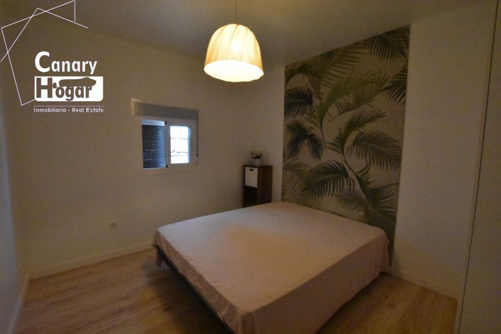 Apartment for sale in  Vega de las Mercedes, Spain - 057121