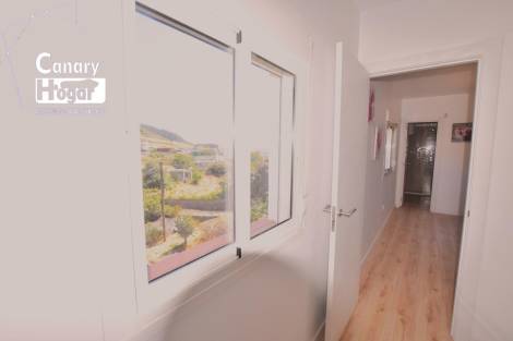 Apartment for sale in  Vega de las Mercedes, Spain - 057721