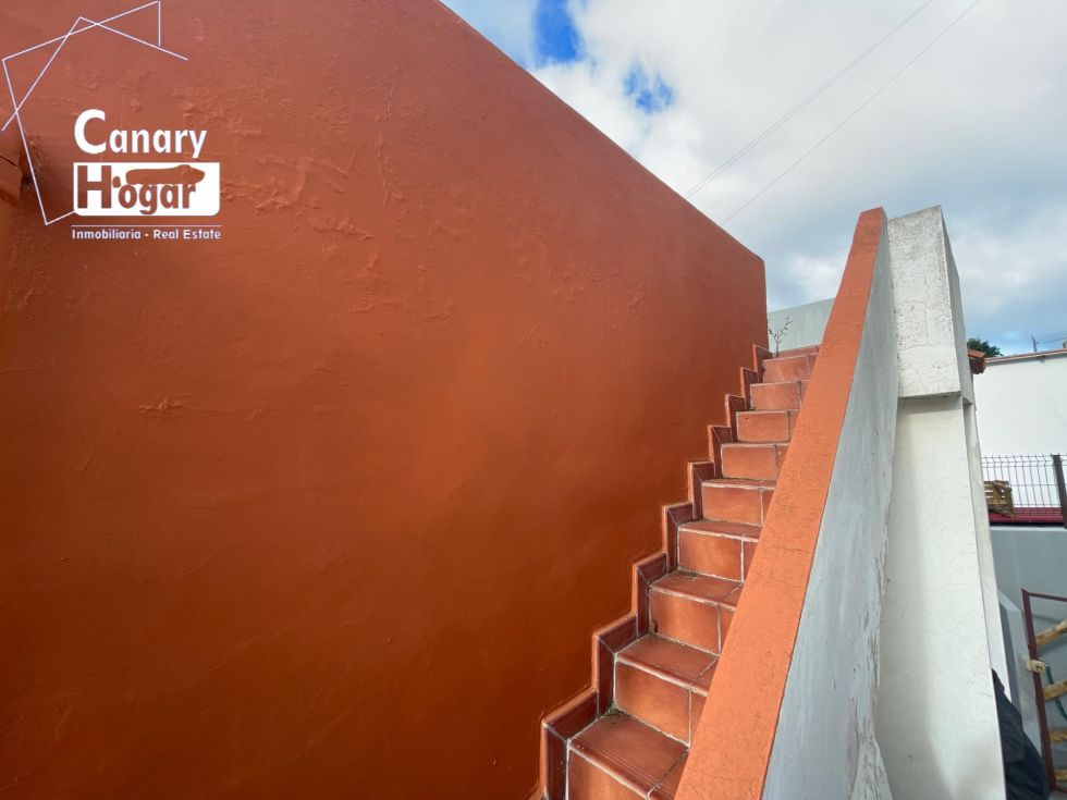 Apartment for sale in  Vega de las Mercedes, Spain - 057721