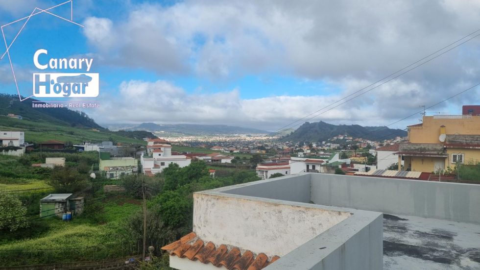 Apartment for sale in  Vega de las Mercedes, Spain - 057721