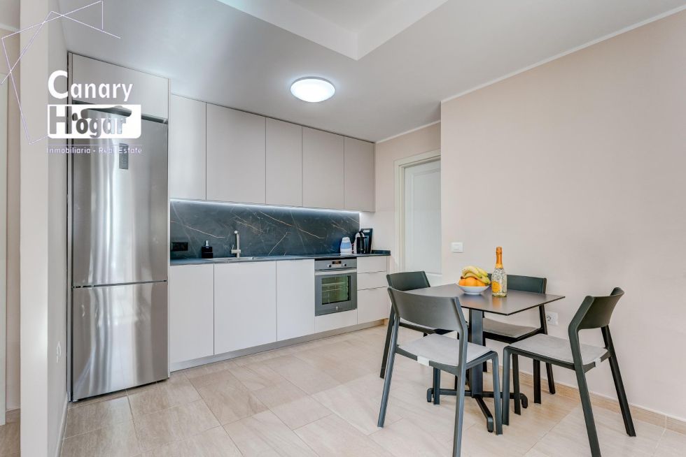 Apartment for sale in  Oasis del Sur, Spain - 057871