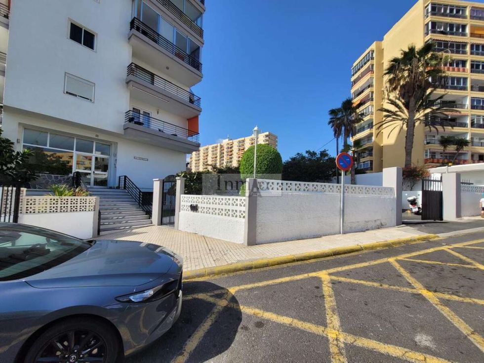 Apartment for sale in  Los Cristianos, Spain - 443386