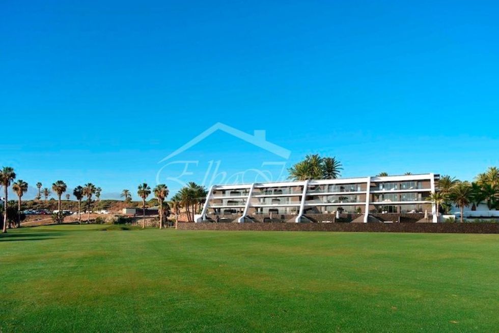 Apartment for sale in  Oasis del Sur, Spain - 5546