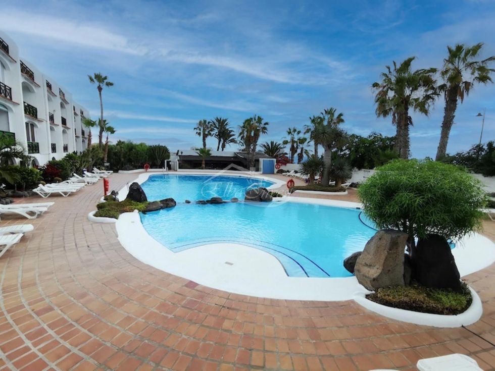 Apartment for sale in  Oasis del Sur, Spain - 5624