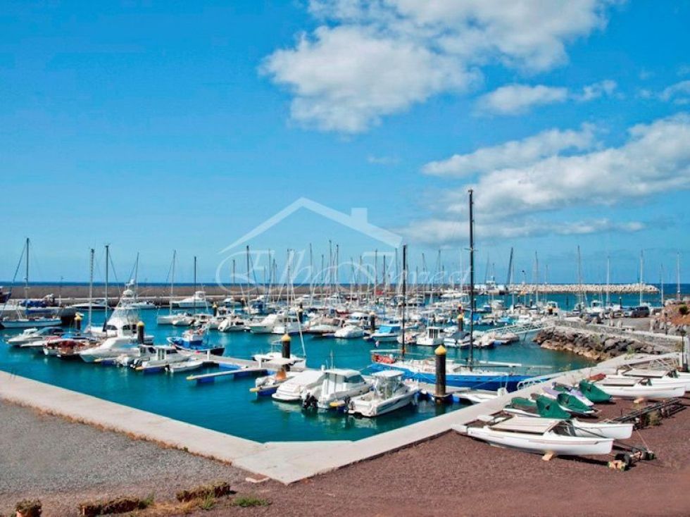 Apartment for sale in  Oasis del Sur, Spain - 5772