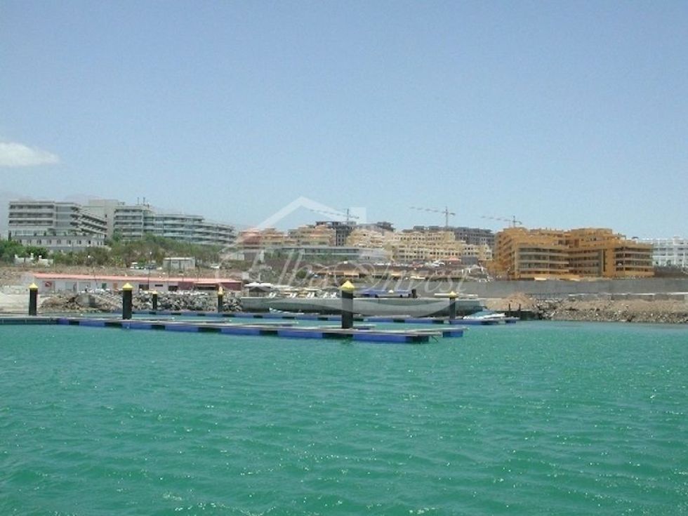 Apartment for sale in  Oasis del Sur, Spain - 5772